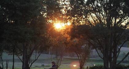 Heritage country homestead hotels, close to wineries, concerts & restaurants