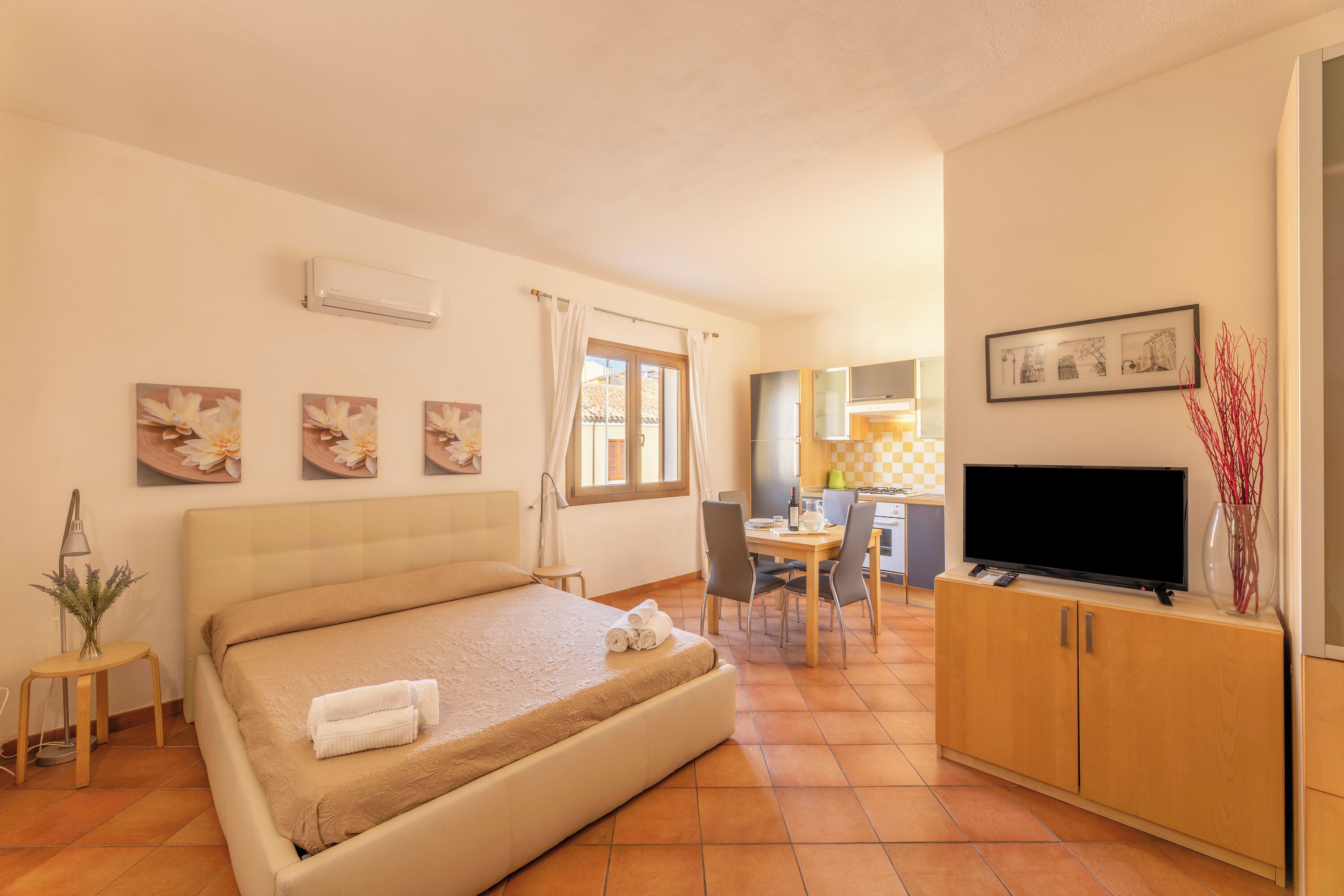 Standard-Studio (Cristal Blu Mono 3 With Shared Pool) | Kostenloses WLAN, Bettwäsche