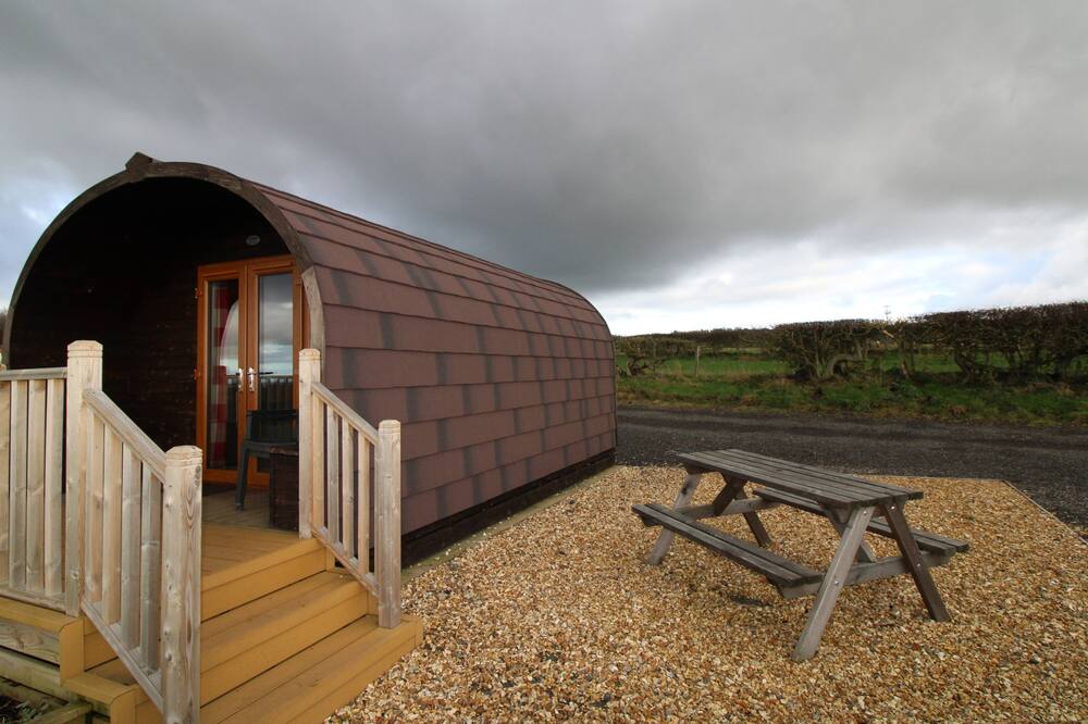 Gelt Pod is a luxury glamping pod ideal for a family, close to Hadrian's Wall