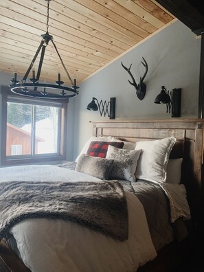 5 bedrooms, WiFi, bed sheets