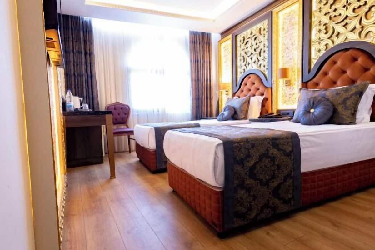 1 bedroom, premium bedding, minibar, in-room safe
