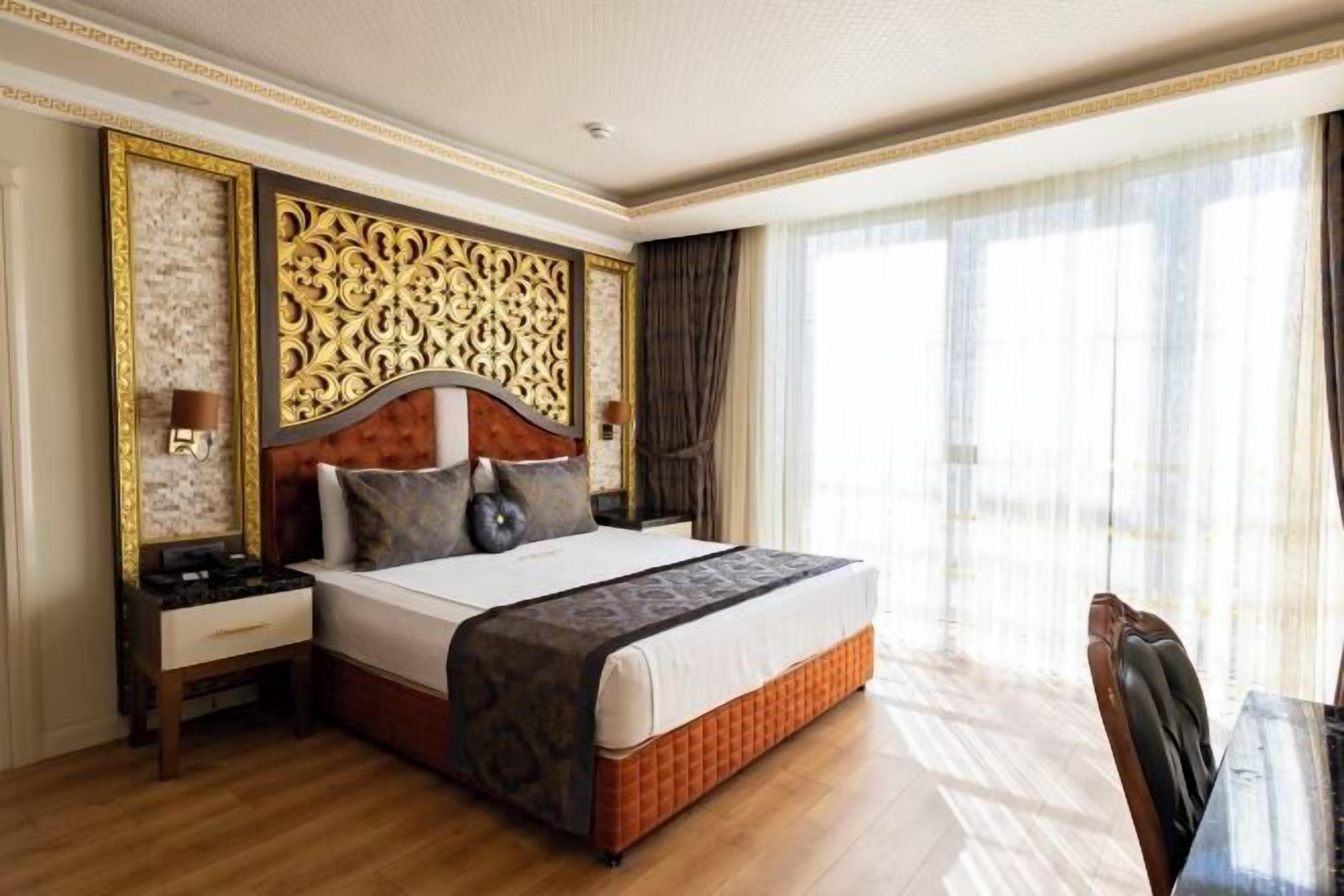 Premium bedding, minibar, in-room safe, soundproofing