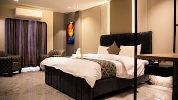 Executive Double Room | Egyptian cotton sheets, premium bedding, down comforters