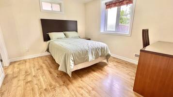 Egyptian cotton sheets, premium bedding, desk, laptop workspace