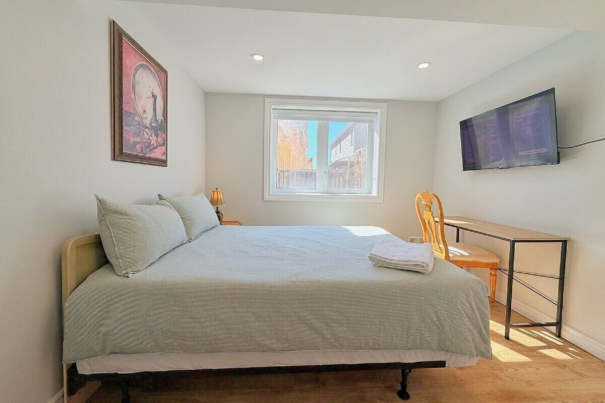 Comfort Double Room, Shared Bathroom, Garden View | Egyptian cotton sheets, premium bedding, desk, laptop workspace