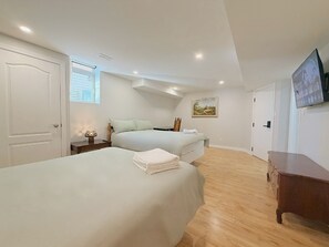 Egyptian cotton sheets, premium bedding, desk, laptop workspace - Cozy Rooms in Bright Walkout Suite - Newly Renovated 2026 (Richmond Hill)