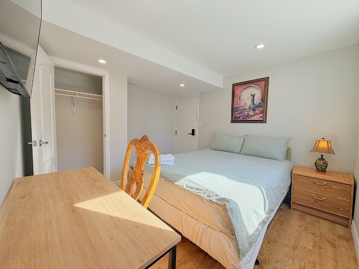 舒適雙人房, 共用浴室, 花園景觀 | 埃及棉床單、高級寢具、書桌、筆電工作空間