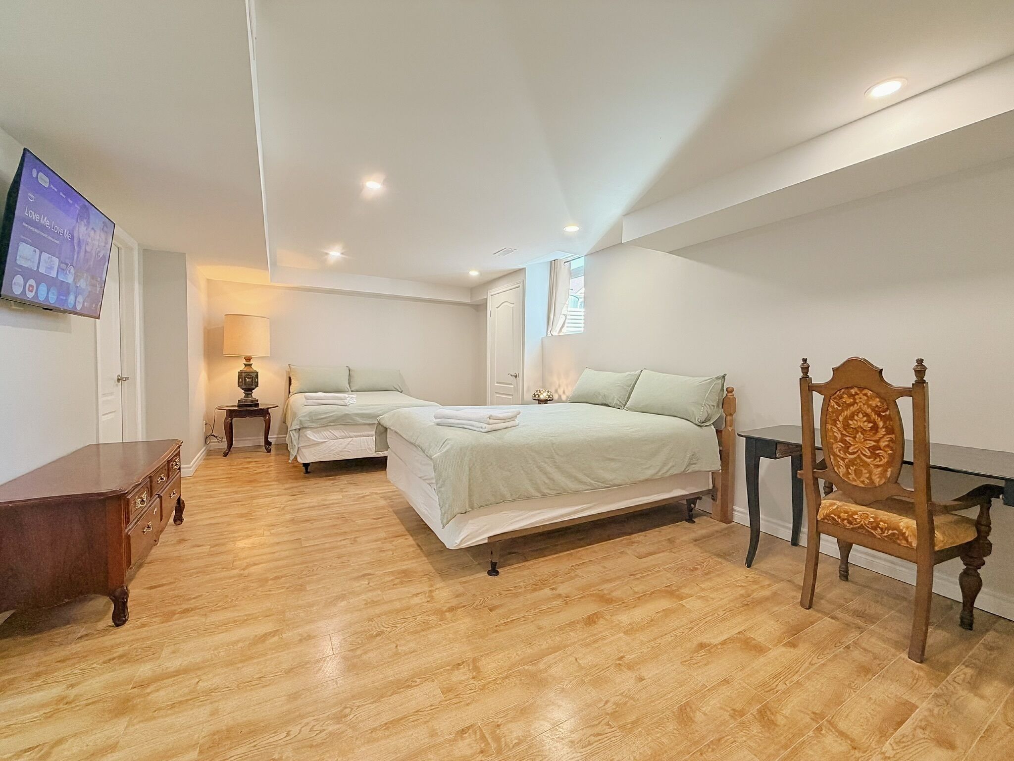 Sábanas de algodón egipcio, ropa de cama de alta calidad y escritorio 