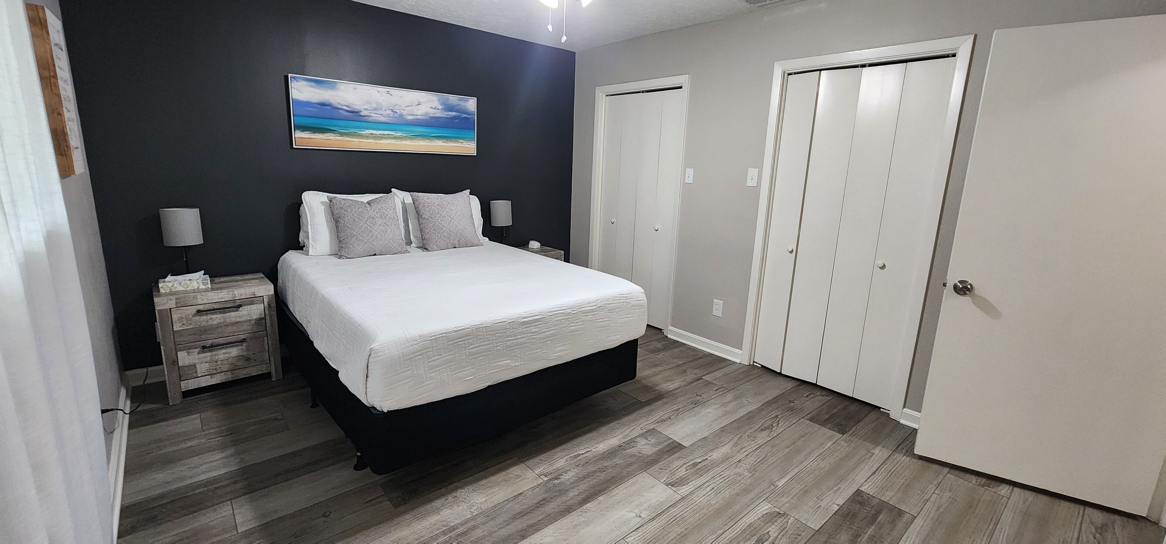 3 bedrooms, desk, free WiFi, bed sheets