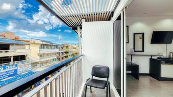 Deluxe Twin Room | Exterior