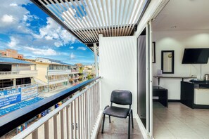 Deluxe Twin Room | Exterior
