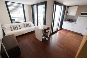 TV - Vacation rental SAINT REMY DE PROVENCE LS1-416 (Saint Remy de Provence)