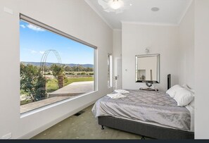 5 chambres, accès à Internet, literie fournie