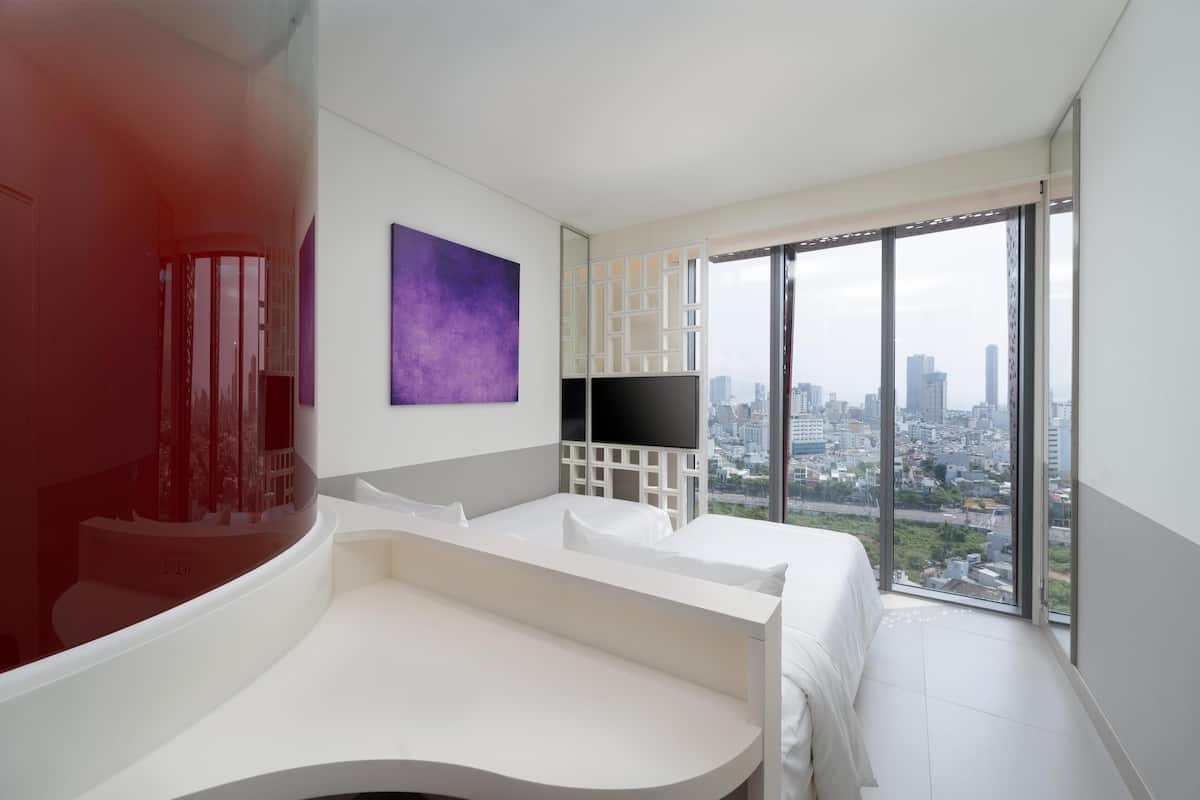 City Room, 2 Twin Beds, City View | Premium bedding, Select Comfort beds, in-room safe, desk