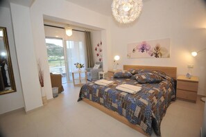 4 bedrooms, WiFi, bed sheets - Villa Sephora in Faliraki (ΡΟΔΟΥ)