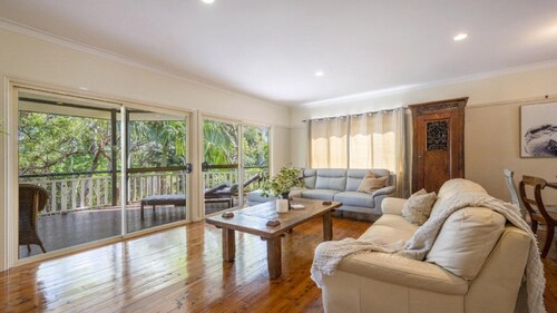 Treetop Retreat - Lifestyle Yamba