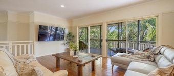 Indulge in the luxury and tranquillity of Treetop Retreat, located in the charming village of Woolow