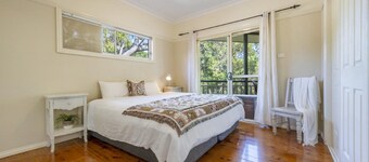 Treetop Retreat - Lifestyle Yamba