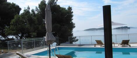Villa (Four Bedroom Villa with Swimming Pool) | Piscina