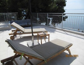 Villa (Four Bedroom Villa with Swimming Pool) | Terrazza/patio