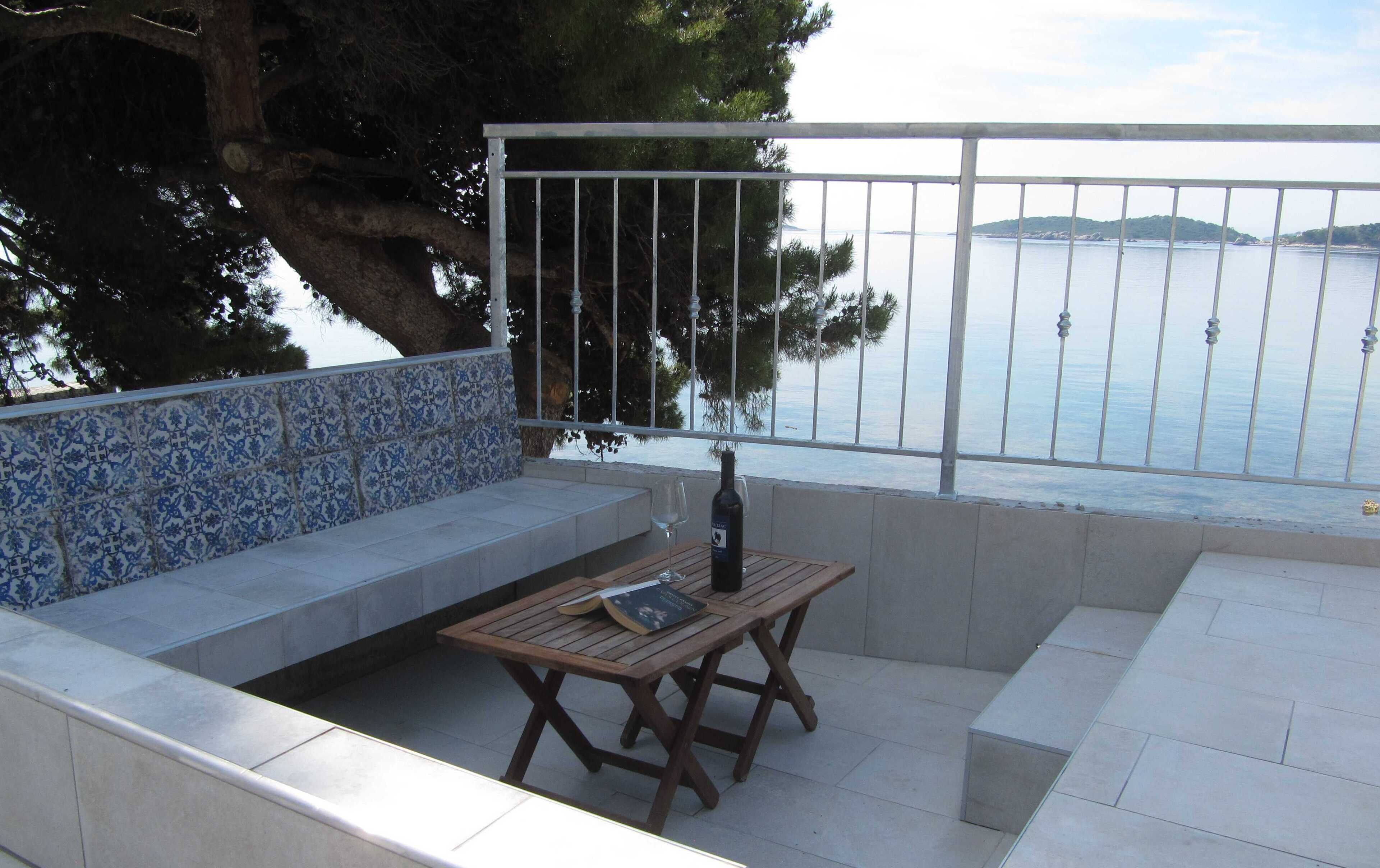 Villa (Four Bedroom Villa with Swimming Pool) | Terrace/patio