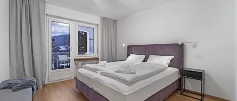 1 bedroom, WiFi, bed sheets