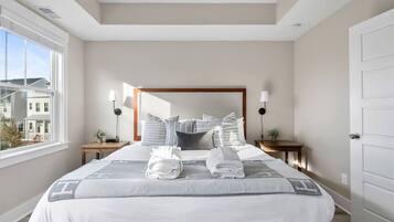 3 sovrum, skrivbord, strykjÀrn/strykbrÀda och wi-fi