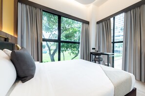 ห้องสวีท, 2 ห้องนอน | มินิบาร์, ตกแต่งพิเศษโดยเฉพาะ, โต๊ะทำงาน, Wi-Fi ฟรี