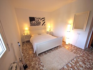 3 bedrooms, iron/ironing board, WiFi, bed sheets - Charming detached holiday home with private pool–close to beach and fully fenced (Dénia)