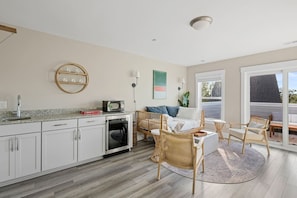 TV - Bridge View Double - Two Luxury Homes - Sleeps 16 (Mount Pleasant)