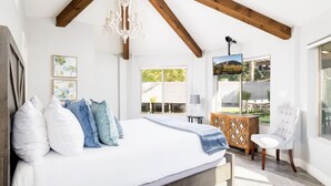 Unclassified image, 5 of 44, button - Sun Valley Estate • 9BR • Sparkling Pool+Putt-Putt (Phoenix)