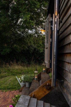 Terrace/patio - Indulgent Hideaway with Hot Tub in Durham Dales (Co Durham)