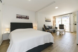 1 makuuhuone, silitysrauta/-lauta, vuodevaatteet