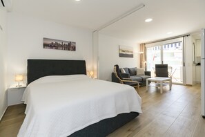 1 Schlafzimmer, Bügeleisen/Bügelbrett, Bettwäsche