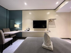 Habitació Premier | Escriptori, planxa i posts de planxar, wifi gratuïta i roba de llit 
