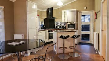 Cottage | Interior