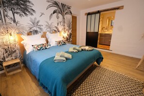 5 bedrooms, iron/ironing board, free WiFi, bed sheets - Vacation rental house with pool AUREILLE LS1-417 (Aureille)