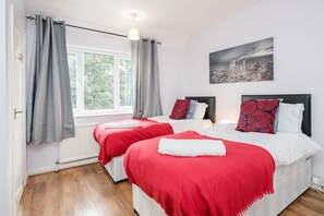 Casa | 4 habitaciones, wifi gratis y ropa de cama 