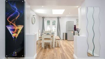 House | Dining
