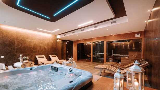 室内 SPA 浴缸