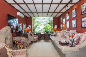 Villa | 6 bedrooms - 08 Acre Private Tea Estate Close To Galle (Unawatuna)