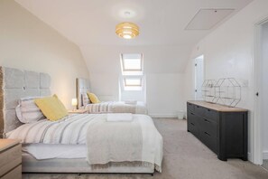 Maison | 5 chambres, fer et planche à repasser, accès au Wi-Fi (inclus)
