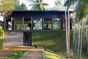 5 habitaciones y acceso a internet