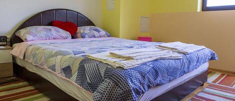 2 chambres, Wi-Fi gratuit, draps fournis