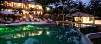 精緻寬敞的海灘別墅附20米滑水道