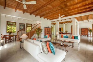 Villa | 7 soverom og internett