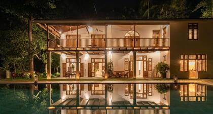 Luxurious 07 Bedroom Hilltop Villa With Private Gym