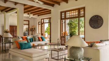 Vila | 7 quartos, acesso à internet de alta velocidade