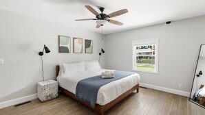 3 habitaciones, escritorio, tabla de planchar con plancha y wifi 