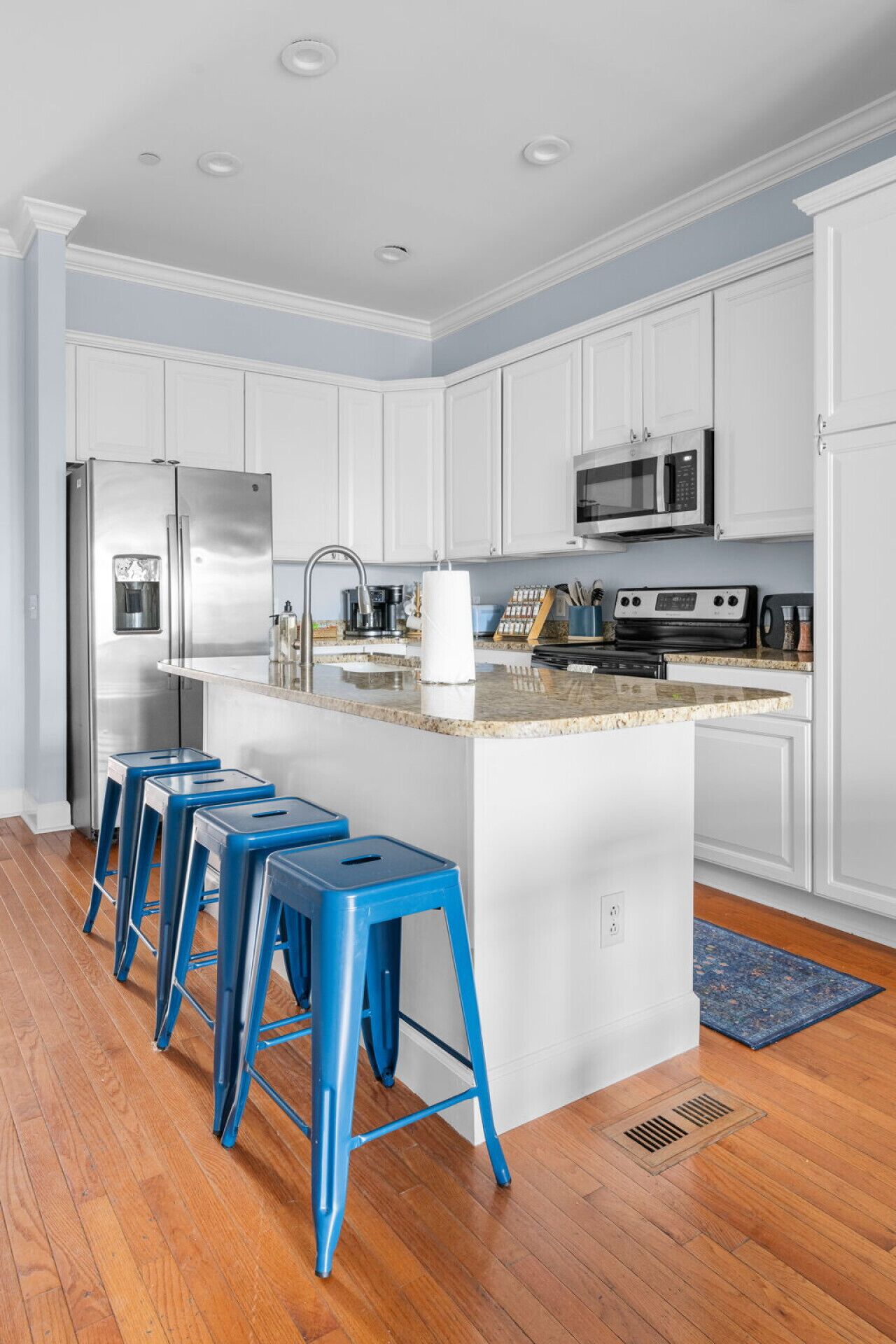 Fridge, coffee/tea maker, cookware/dishes/utensils